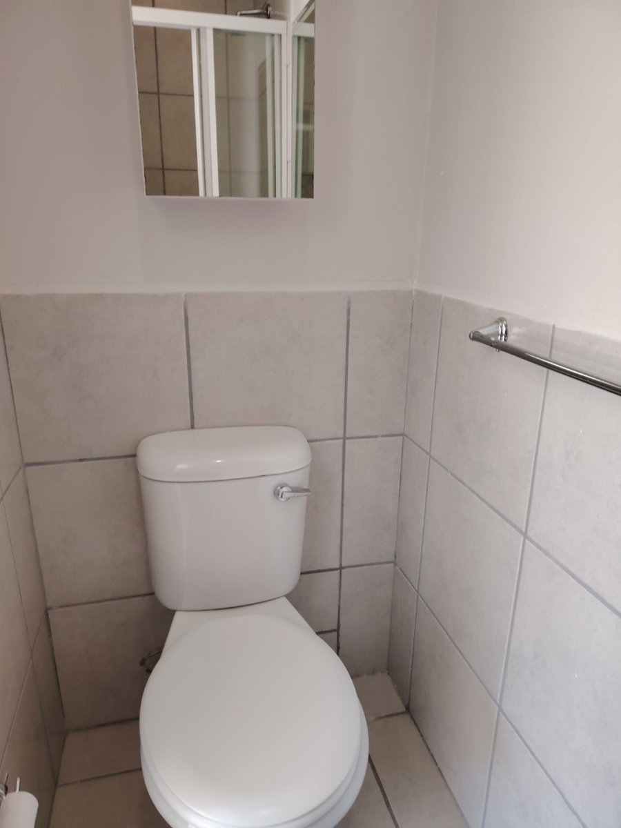 2 Bedroom Property for Sale in Island View Western Cape